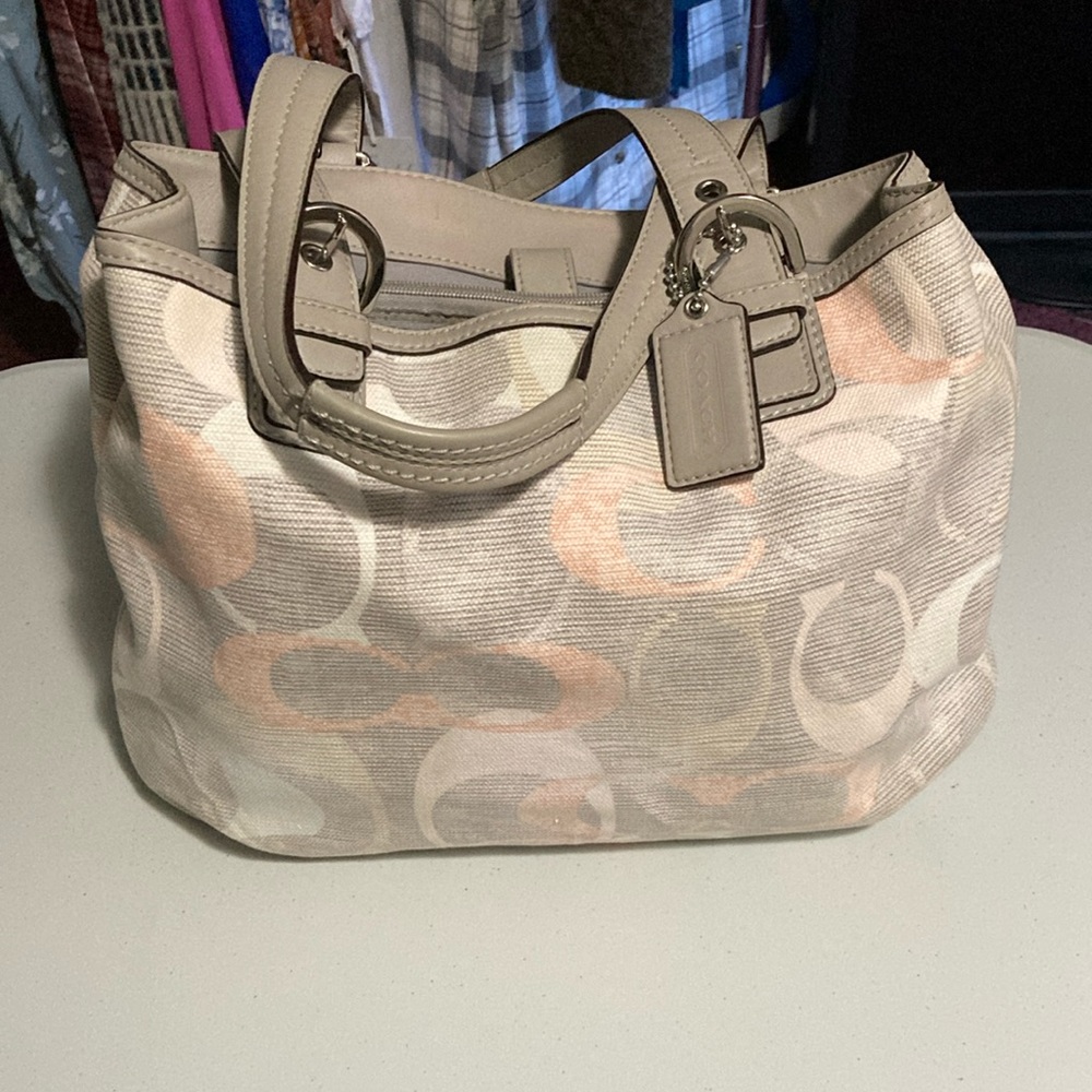 Coach Soho Optic Multicolored Cream Shoulder Bag EXCELLENT CONDITION